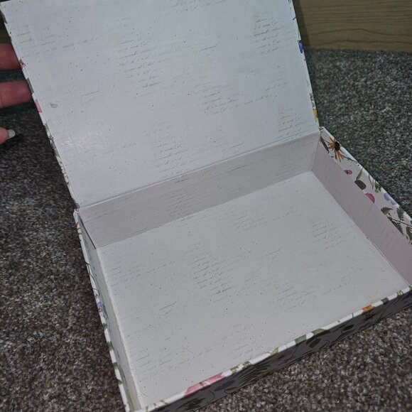 Storage box. - Picture 2 of 3